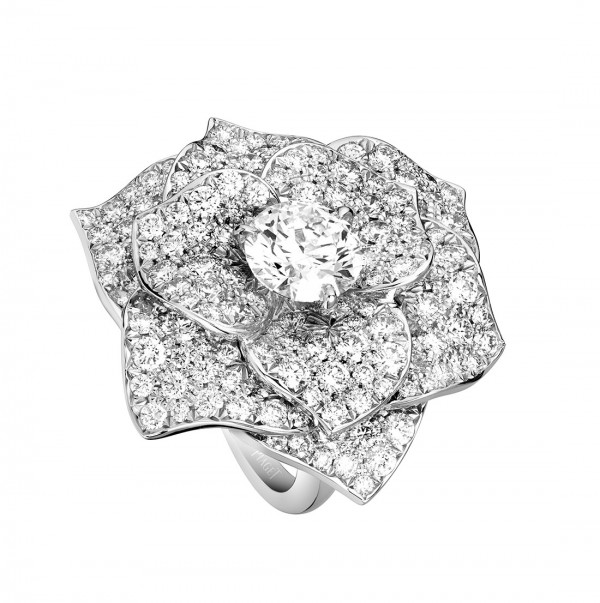Piaget offers a time of romance : the perfect rose for Valentine's Day ...