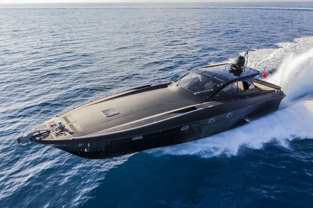 OTAM 58HT Crazy Too: the perfect Chase Boat